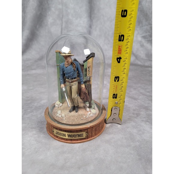 Vintage John Wayne Gunslinger Figurine Cloche Limited Edition Western Town Scene - Picture 6 of 6